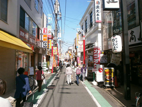 お店もイベントも盛りだくさんの「祖師谷商店街」の画像