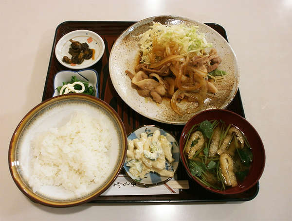 値段もボリュームも大満足の｢定食一八｣の画像
