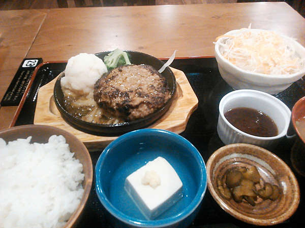 居酒屋のランチメニューの画像