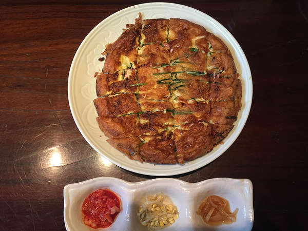 成城学園前の徒歩1分 韓国料理ならココ！の画像