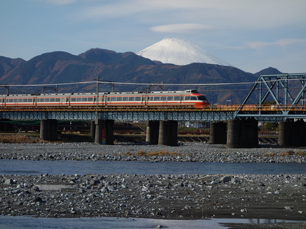 富士山とロマンスカーの絶景スポット