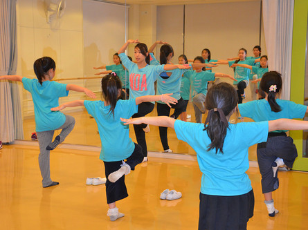 心と体を育てるチアダンス教室