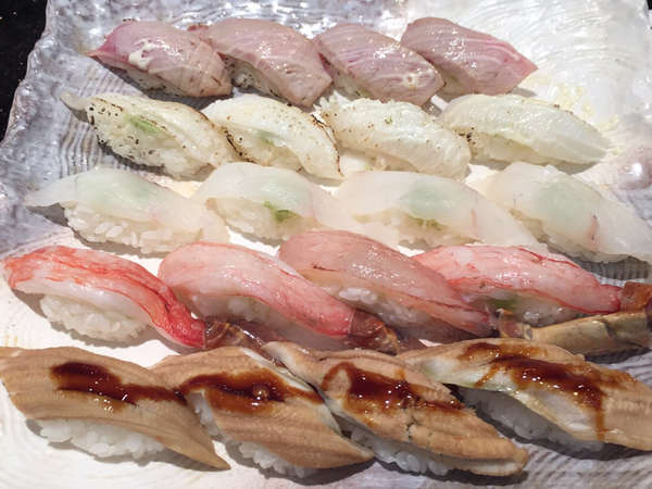 平日月曜日は豪華なお寿司の食べ放題の画像