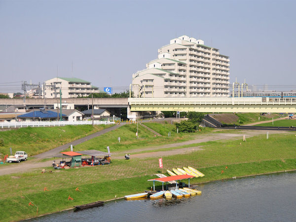 多摩川でボートを楽しもうの画像