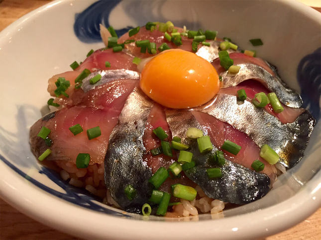 ”新鮮なごまさば丼”