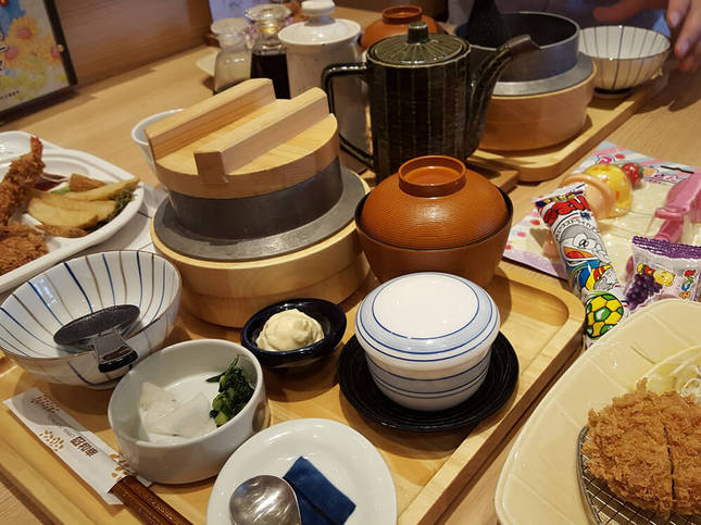 釜炊きごはんの「とんかつ和幸」