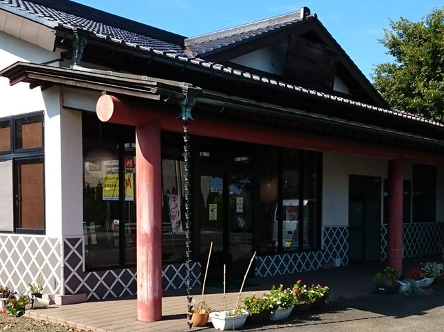 趣のある建物と、美味しい和菓子のお店