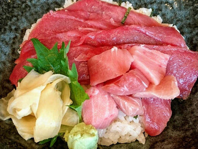 絶品の三崎マグロ丼