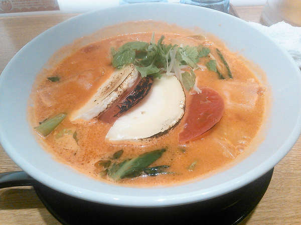ヘルシーなトマトラーメンの画像