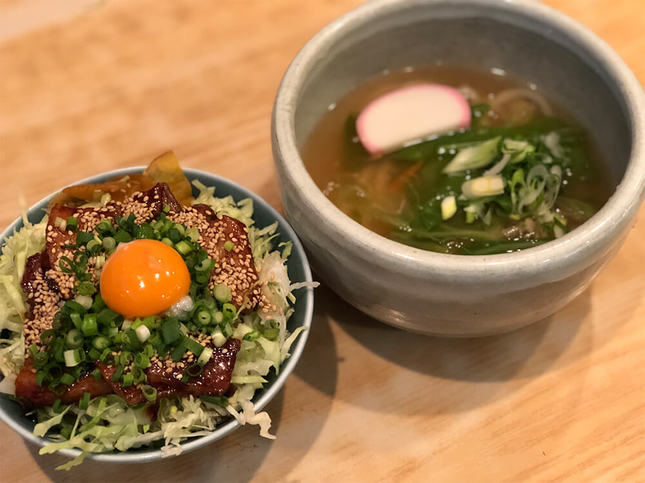 “うどんとバラ丼”