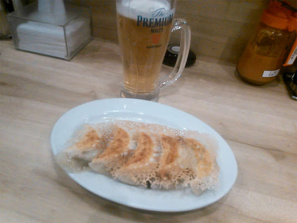 コスパ最高の羽付き餃子の画像