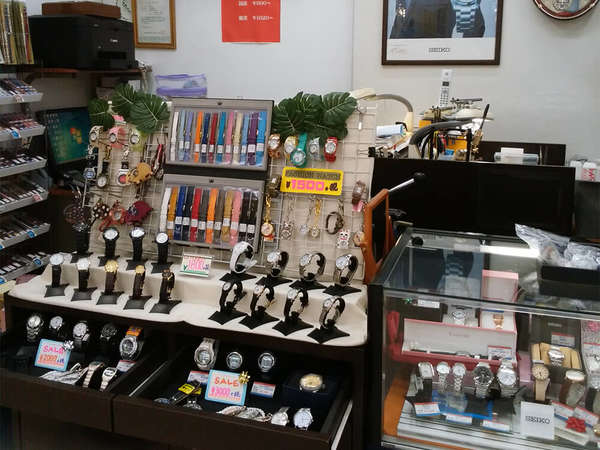 時計修理技能士のいる店の画像