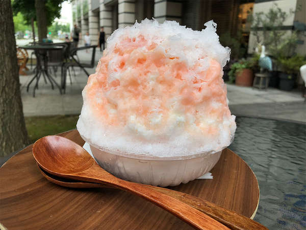 かき氷も人気のパティスリーエチエンヌの画像