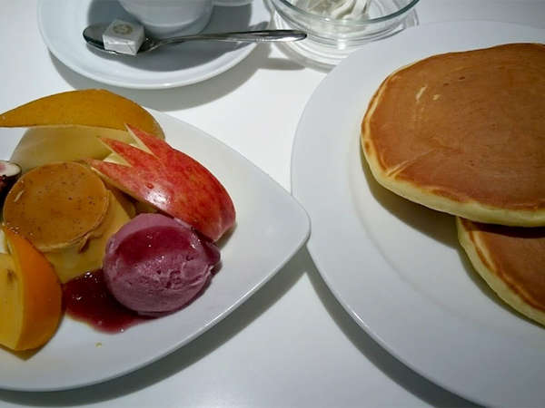 老舗フルーツパーラーの画像