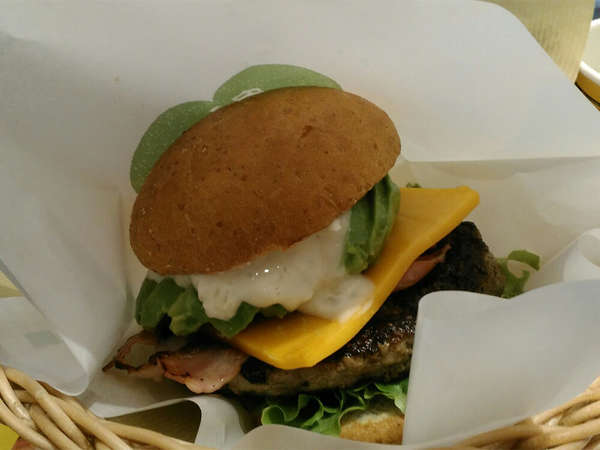美味しくてヘルシーなハンバーガー！の画像