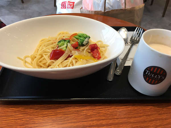 駅ナカでほっと一息の画像
