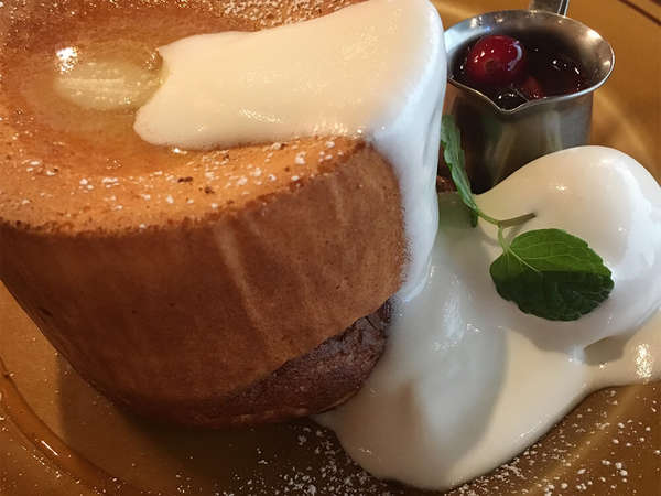 パンケーキが人気のゆったりカフェの画像
