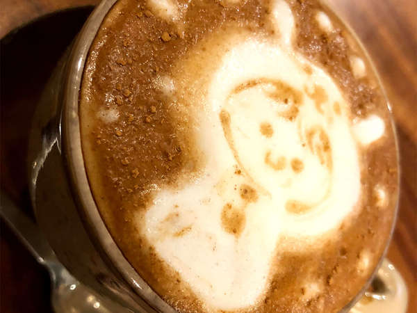 地下をスコップで掘ると？の画像