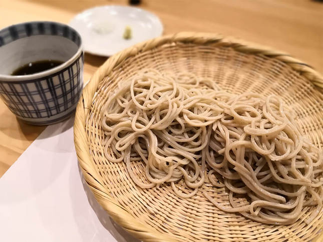 十割手打ち蕎麦と古酒好き店主のこだわり日本酒