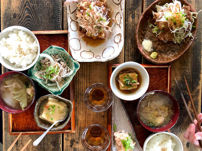 “しょうがの生姜料理のプレート“