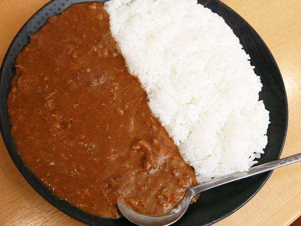 焼肉屋さんの本格カレーを召し上がれ！の画像