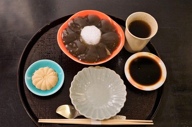 絶品！生わらび餅やかき氷！下北沢のレトロな甘味処