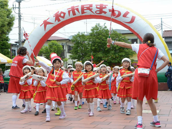 大和市民まつりでヤマトンが空に浮かぶ?ショーもの画像