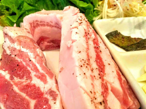 圧倒的な迫力！厚切りサムギョプサルの店！！の画像