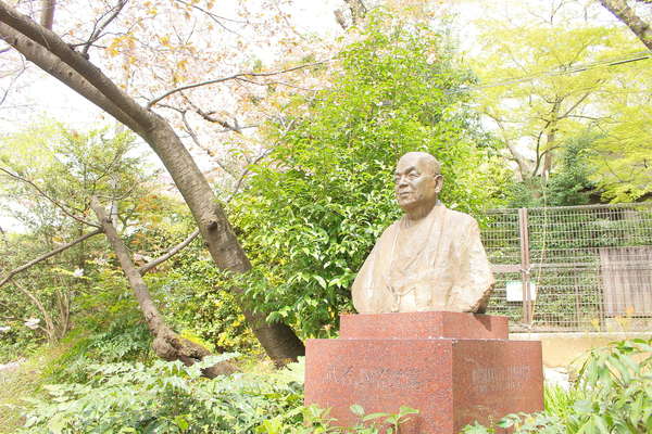 明治の文豪を思いをはせる、実篤公園の画像