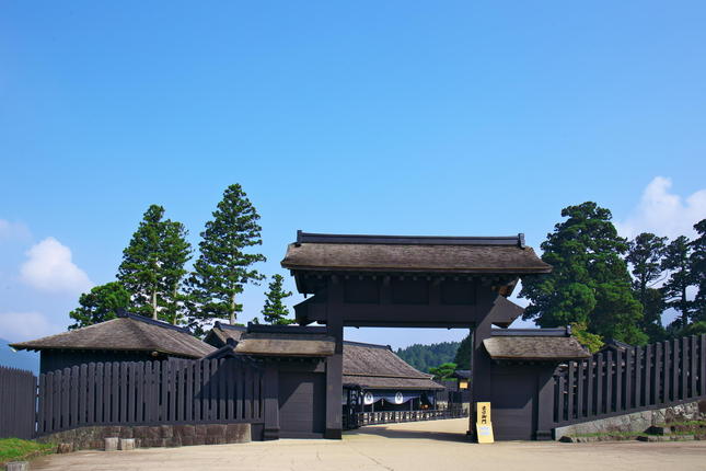 ”箱根関所資料館の外観”