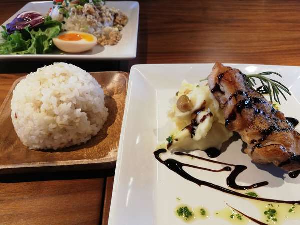 新店舗オープンカフェ8101の画像
