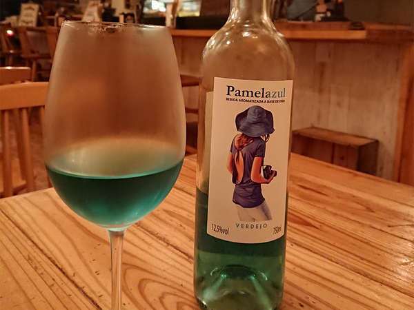 ブルーワインと出会いました！の画像