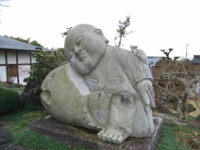 子年にネズミ小坊主像 参拝