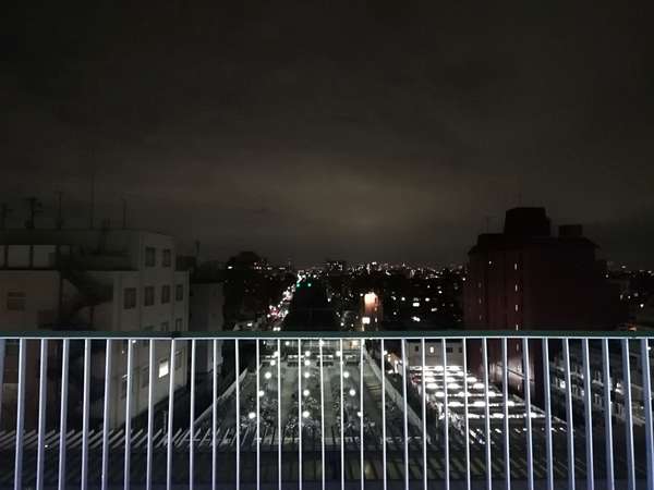 東京タワーとスカイツリーが同時に見られる夜景スポットの画像