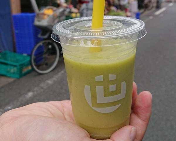 世田谷産の野菜がいっぱいの八百屋さんの画像
