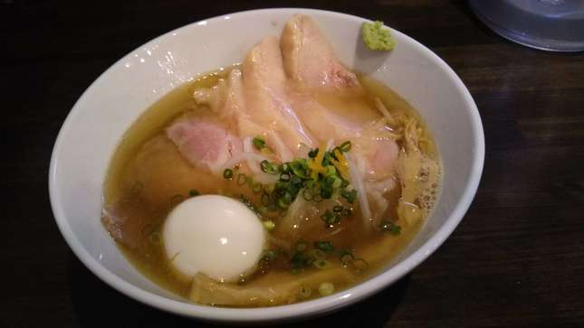 “進化の美味しそうな塩ラーメン“