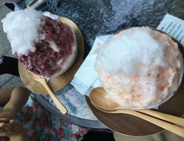 ケーキ屋さんの絶品かき氷の画像
