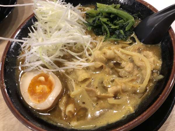 深夜の家系ラーメンの画像