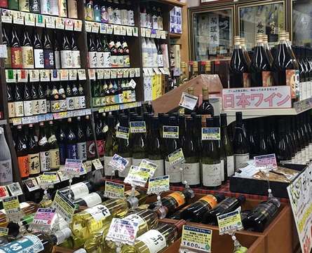 金魚のいる酒屋さん「まさるや」