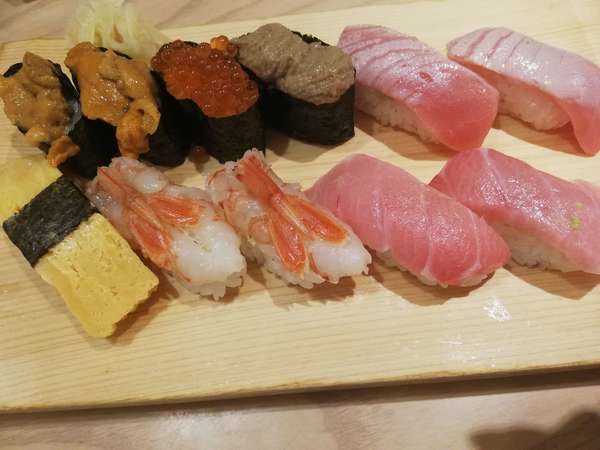 駅チカのお寿司やさんの画像