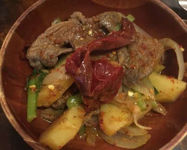 めずらしいブータン料理に舌鼓の画像