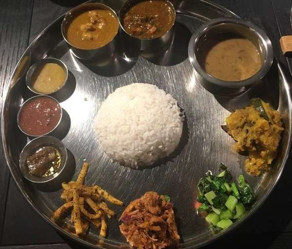 ラグジュアリーなネパールカレー