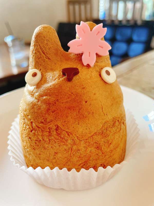 トトロのシュークリームの画像