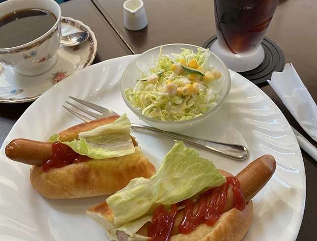 駅前の喫茶店