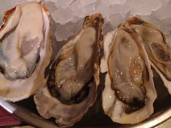 食べ放題もやっている牡蠣やさんの画像