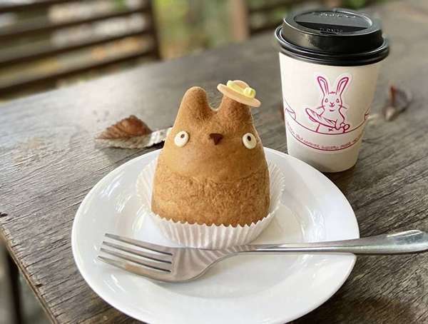 トトロのシュークリームが食べられる隠れ家カフェの画像