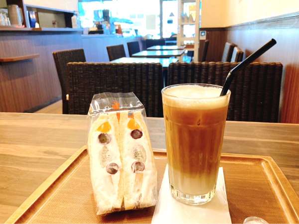 柿生の美味しいサンドイッチが揃うカフェの画像