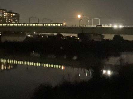 夜の多摩川沿いお散歩