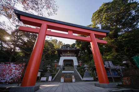 三姉妹で縁結び！この秋は三大弁財天「江島神社」へお参りしよう！