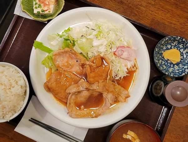昔懐かしい定食の味の画像